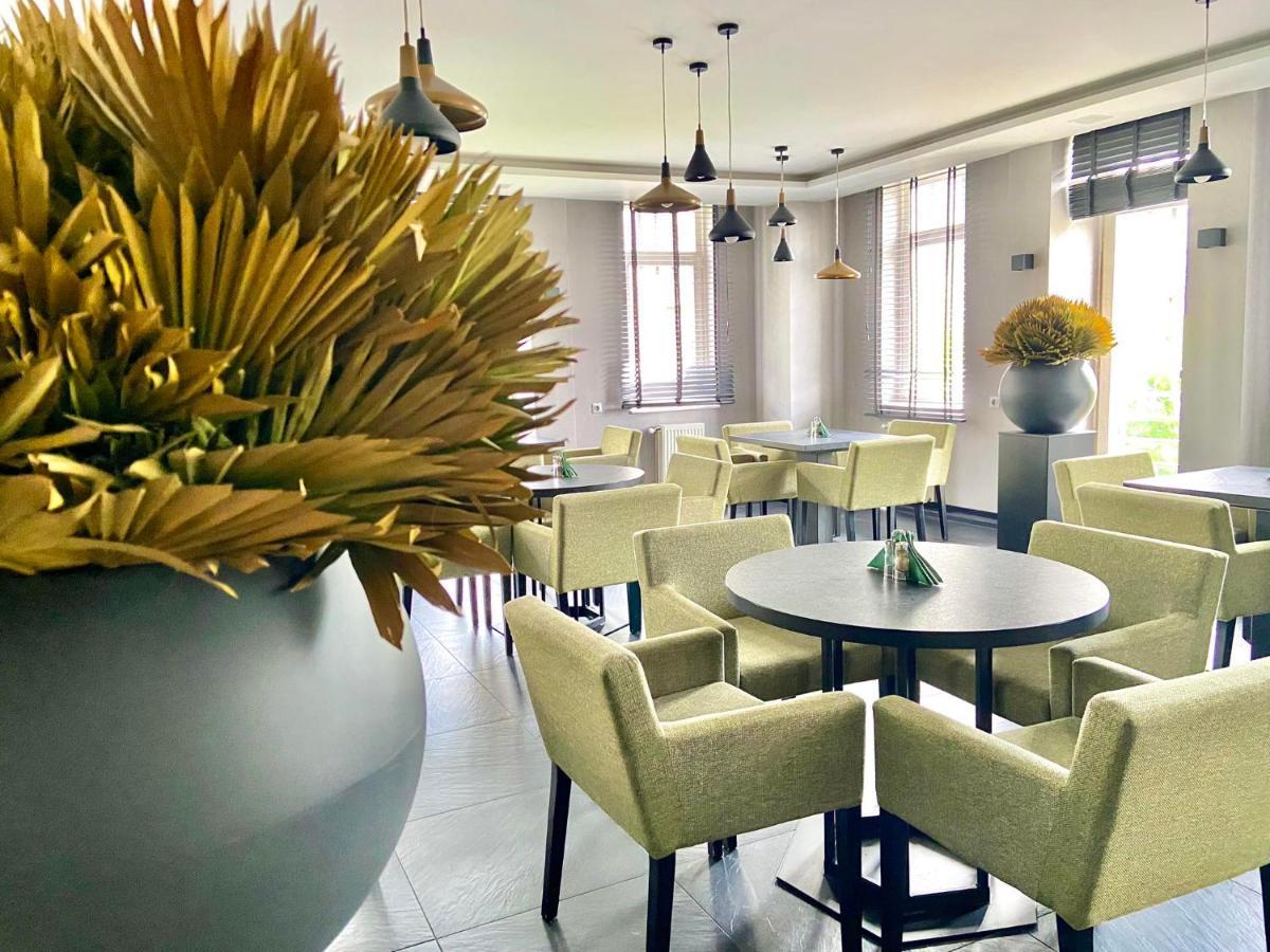 Hotel Central Kecskemét Zewnętrze zdjęcie